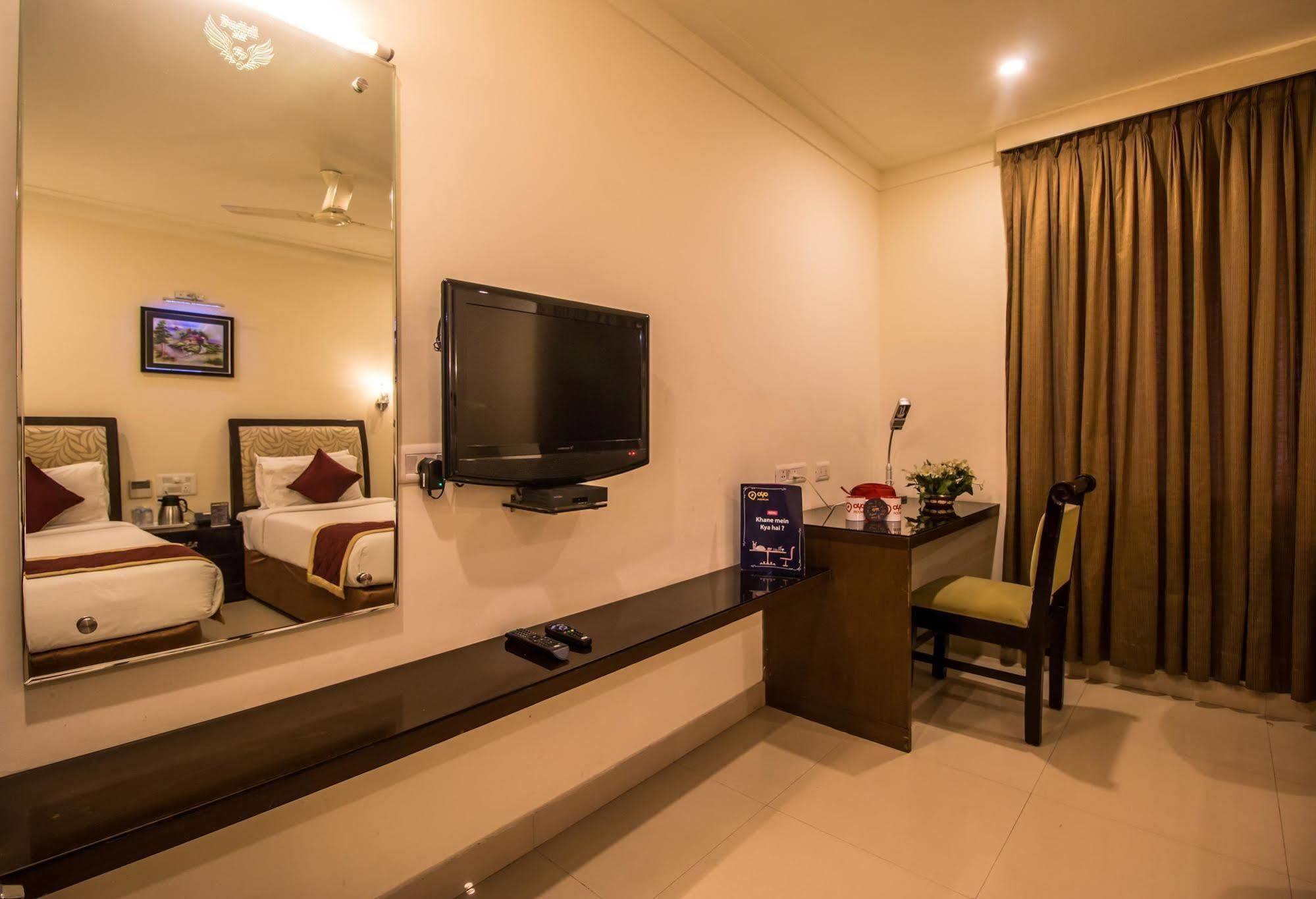 Hotel Budhil Park Visakhapatnam Exterior foto